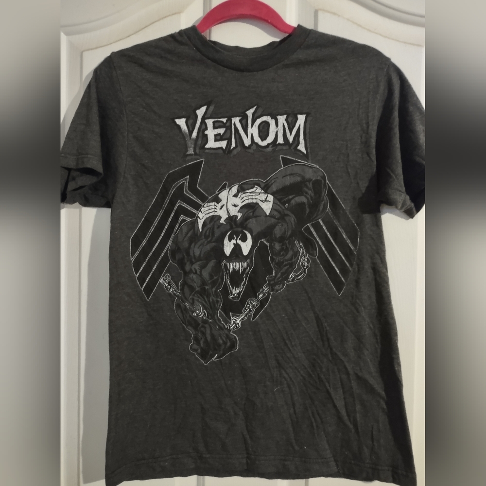 Marvel Venom T-shirt Size Small Grey
